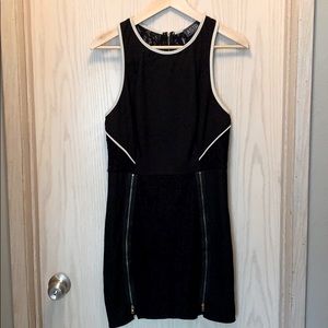 Astr Zipper Detail Dress - M